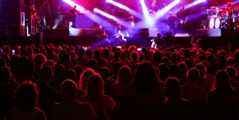 Mengoni Allo Sbagliato a Milano: dove parcheggiare al Teatro Principe